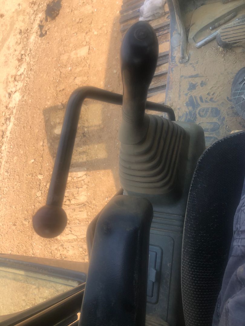 1997 KOMATSU PC200LC-6LE - Image 12